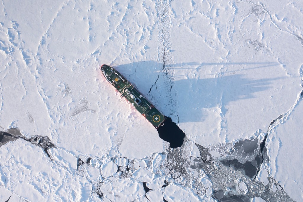 Mehr als ein Jahrhundert, nachdem es in den Tiefen des Weddellmeeres vor der Küste der Antarktis gesunken ist, wurde das verschollene Schiff des anglo-irischen Entdeckers Ernest Shackleton gefunden.