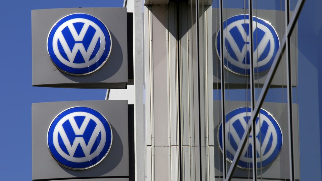 Volkswagen ruft 246.000 Atlas-SUV wegen eines Problems mit Airbags und Bremsen zurück