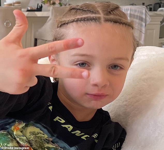 Cutie: Drake hat ein Foto seines entzückenden vierjährigen Sohnes Adonis geteilt