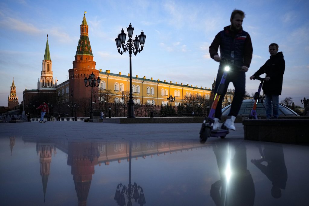 Russland zahlt Last-Minute-Anleihen zurück, um einen Zahlungsausfall zu vermeiden