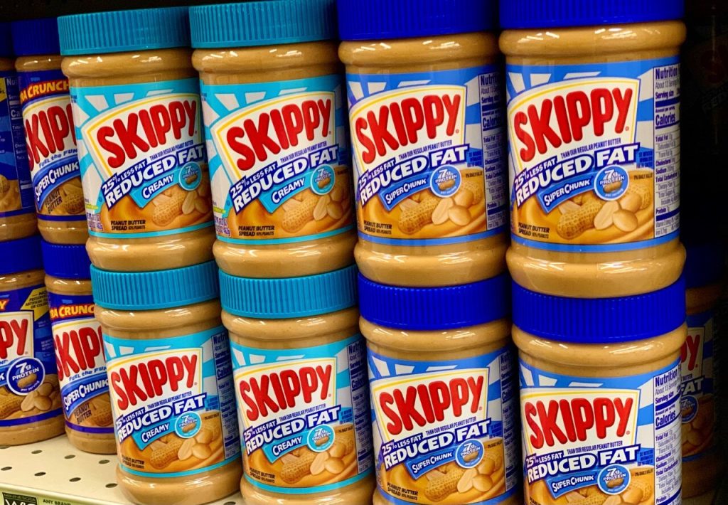 Skippy Peanut Butter wurde in 18 Bundesstaaten wegen möglicher Metallfragmente zurückgerufen