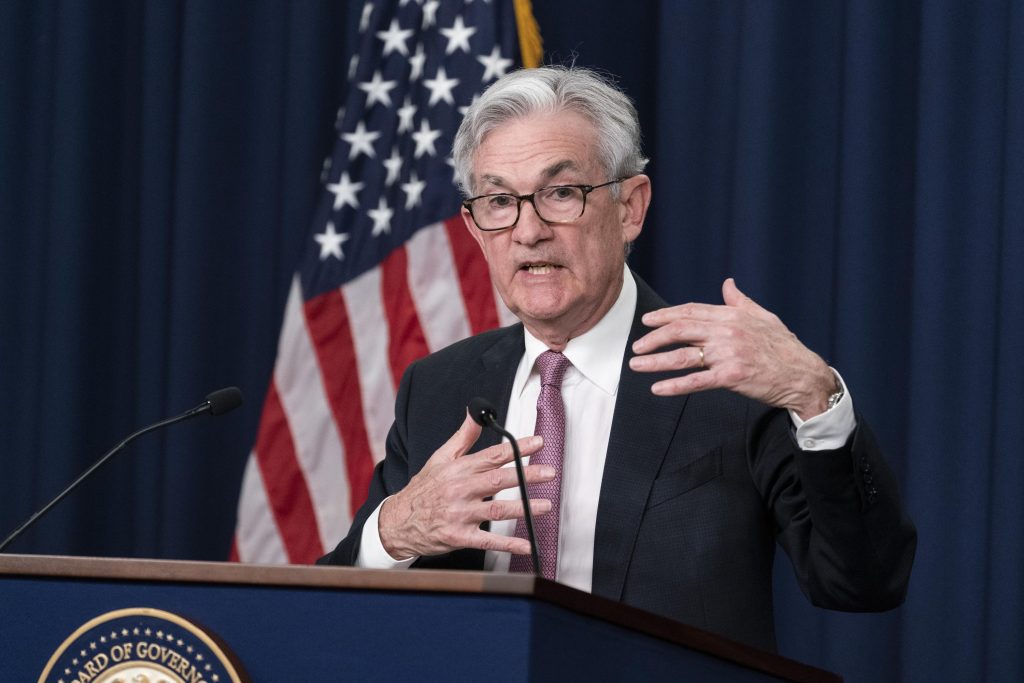 Senat genehmigt Powell für zweite Amtszeit, da Fed Inflation bekämpft