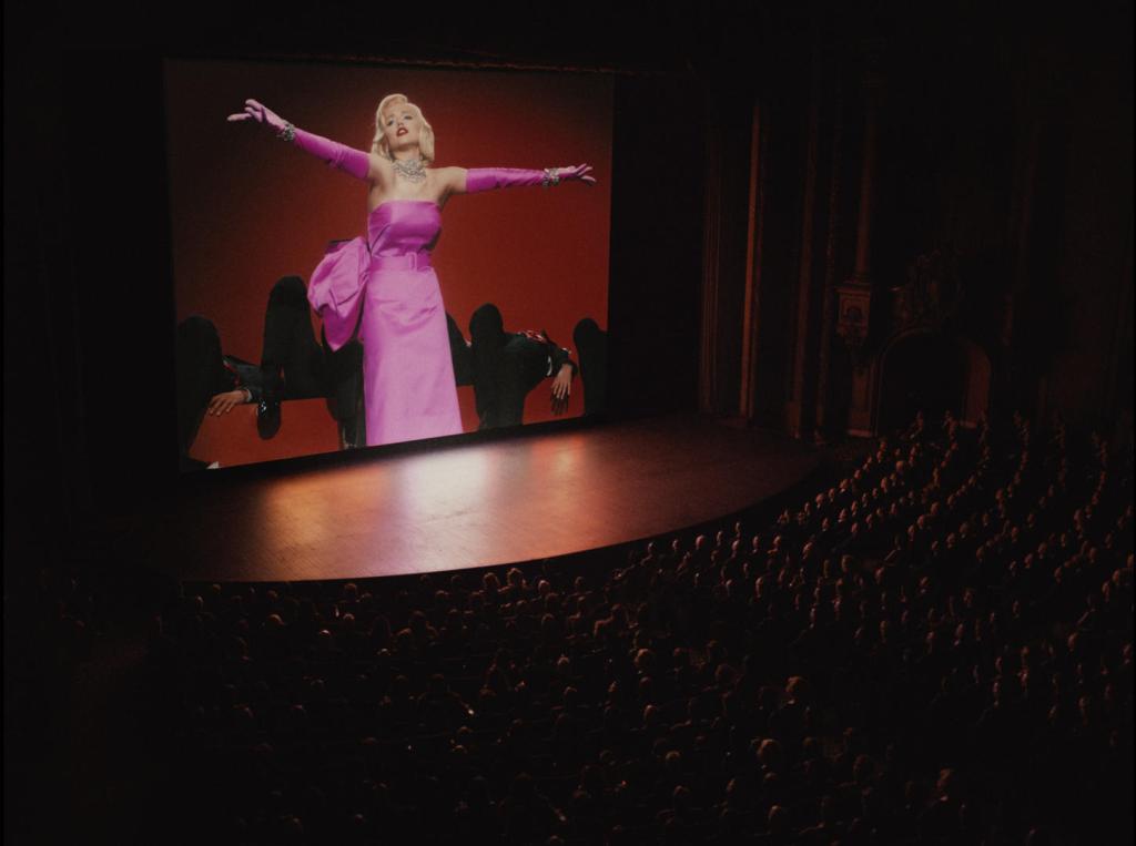 Blond.  Ana de Armas als Marilyn Monroe.  Handelsbilanz.  Netflix © 2022