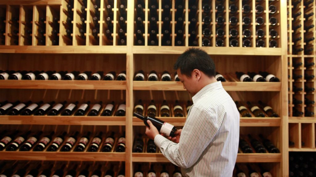 Australiens führende Weinbehörde schließt Büros in China, da die Exporte zurückgehen