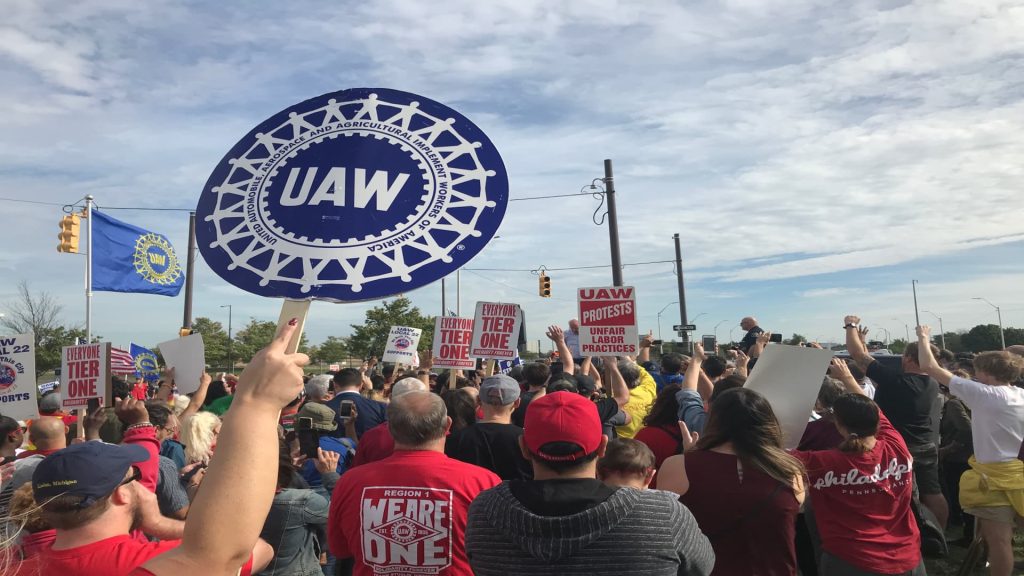 Die Auto Workers Union beschuldigt das GM-Joint-Venture, die Einreise verweigert zu haben, um sich zu organisieren
