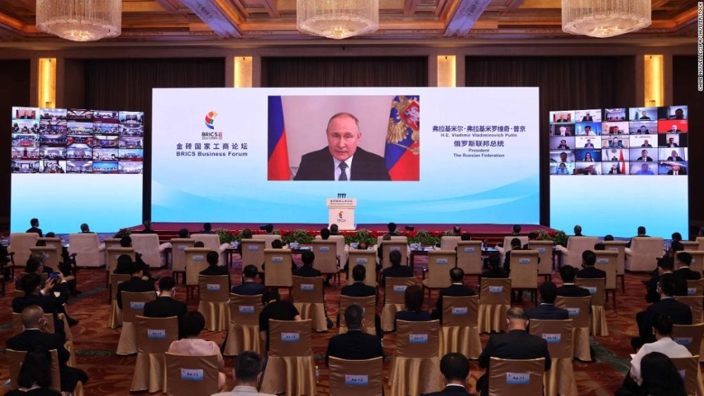 Putin sagt, Russland verlagere den Handel nach China und Indien