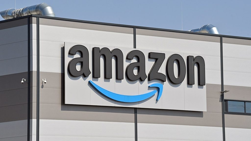 Amazon hat eine Änderung der Politik für Arbeitnehmer außerhalb der Geschäftszeiten angekündigt, die sich auf die Bemühungen der Gewerkschaften auswirken könnte