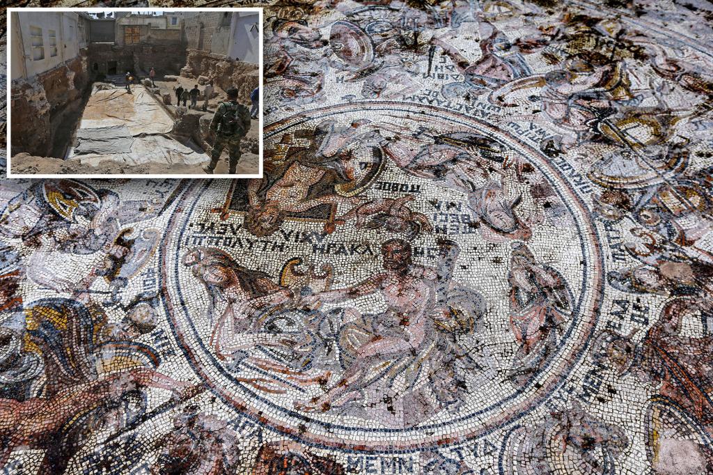 Es gibt ein seltenes römisches Mosaik, das den Trojanischen Krieg in Syrien darstellt