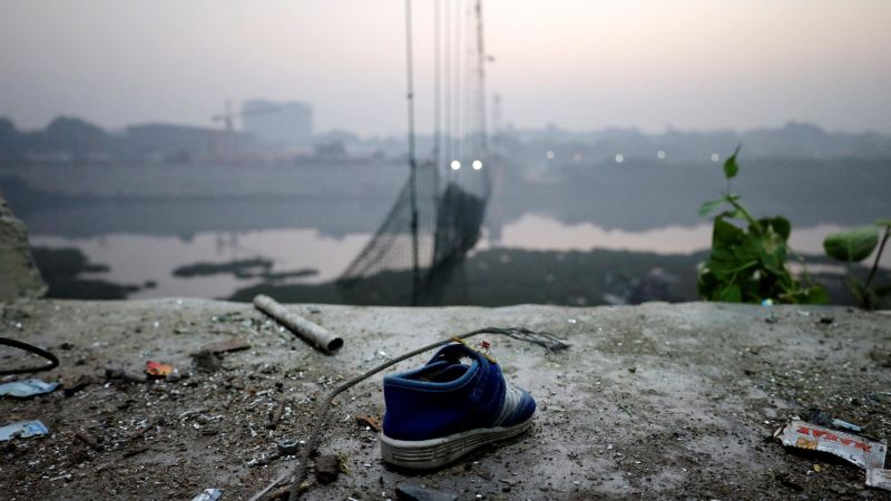 Was wir über den tödlichen Einsturz der Morbi-Brücke in Indien in Gujarat wissen