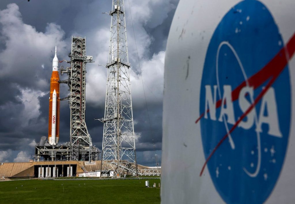 Die NASA beginnt mit dem Countdown für den Start der Artemis-Mondrakete